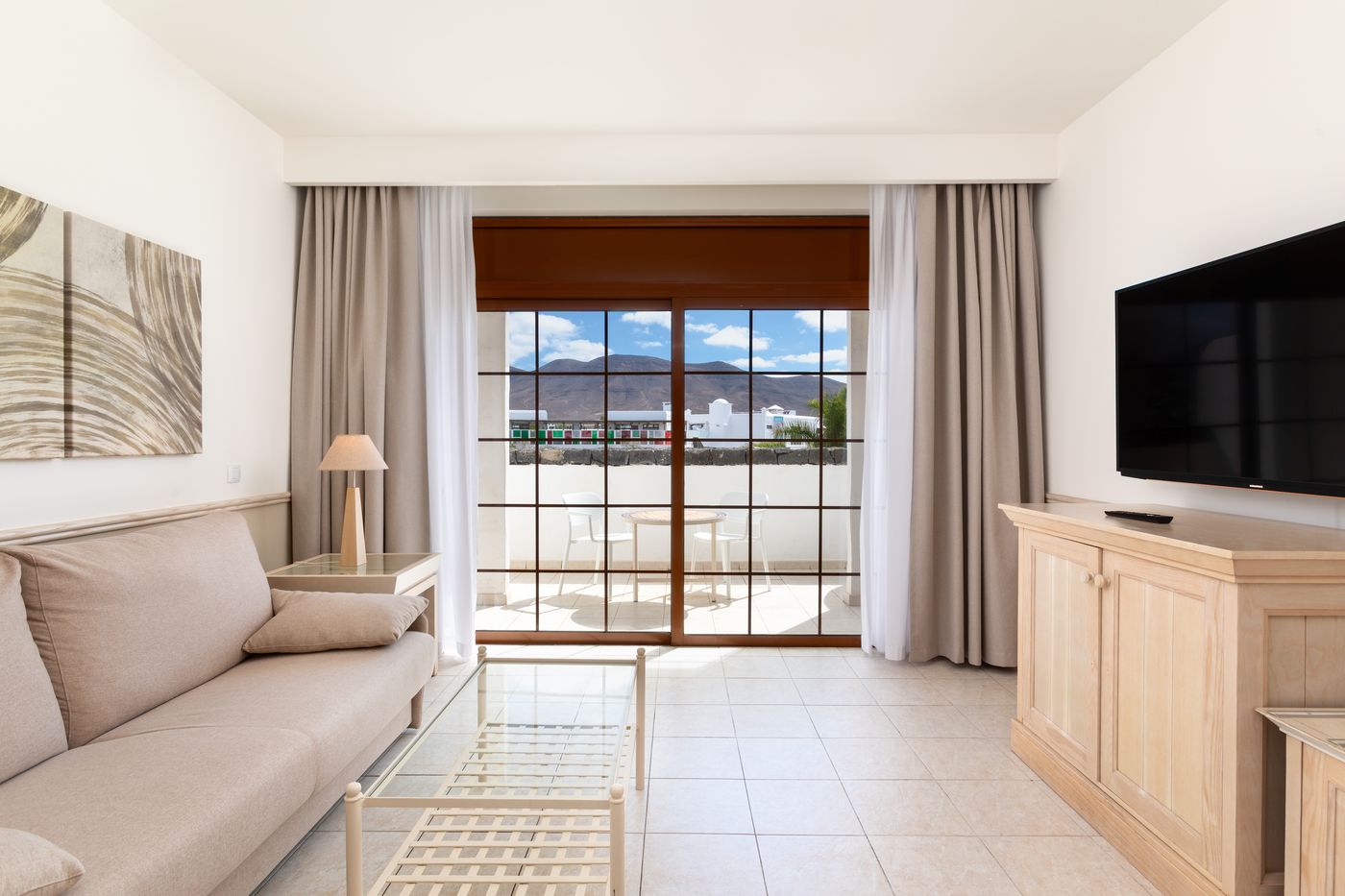 Gran-Castillo-Tagoro-Family---Fun-Playa-Blanca-Room-39