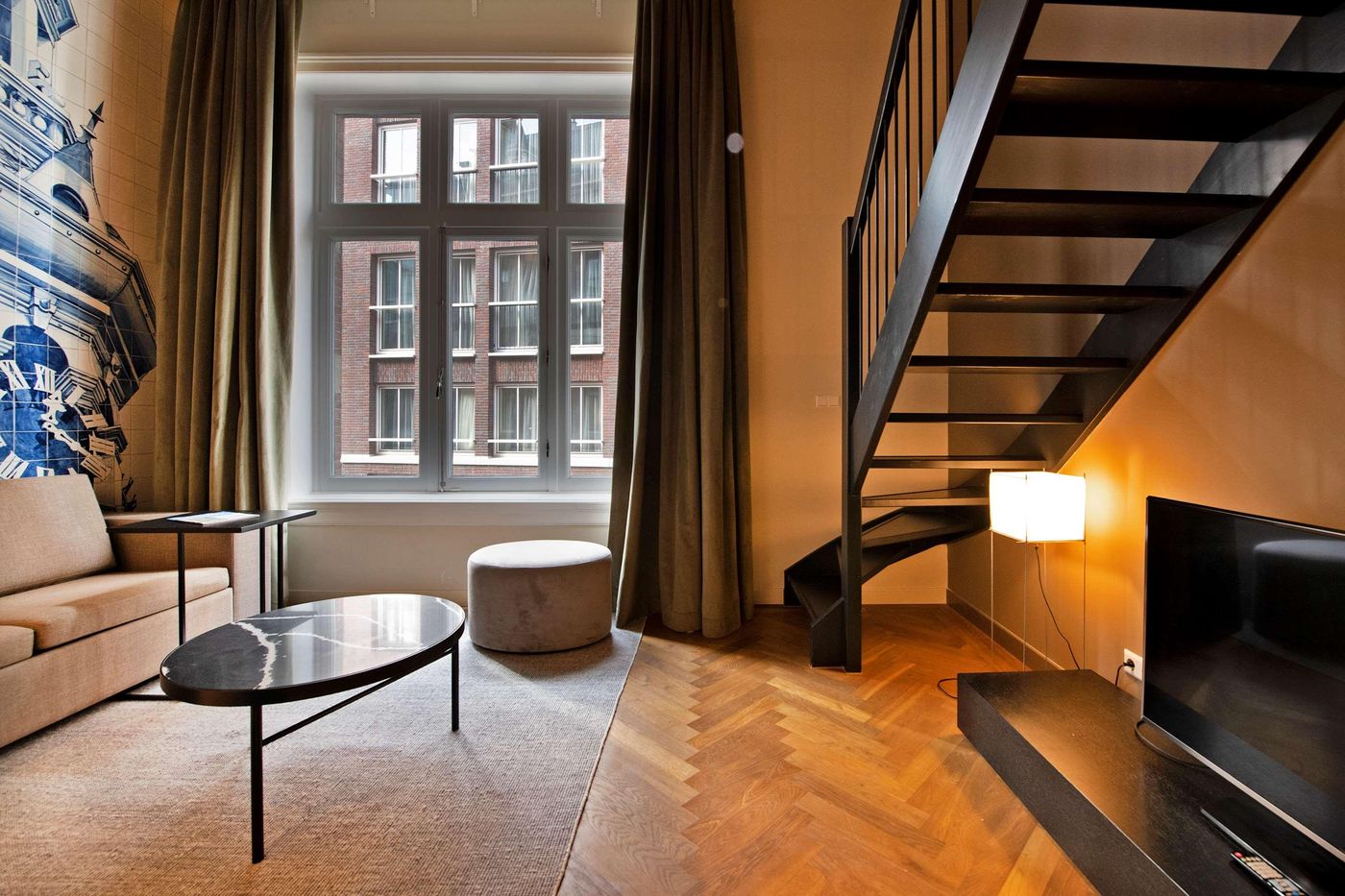 Pestana-Amsterdam-Riverside-Lobby-47