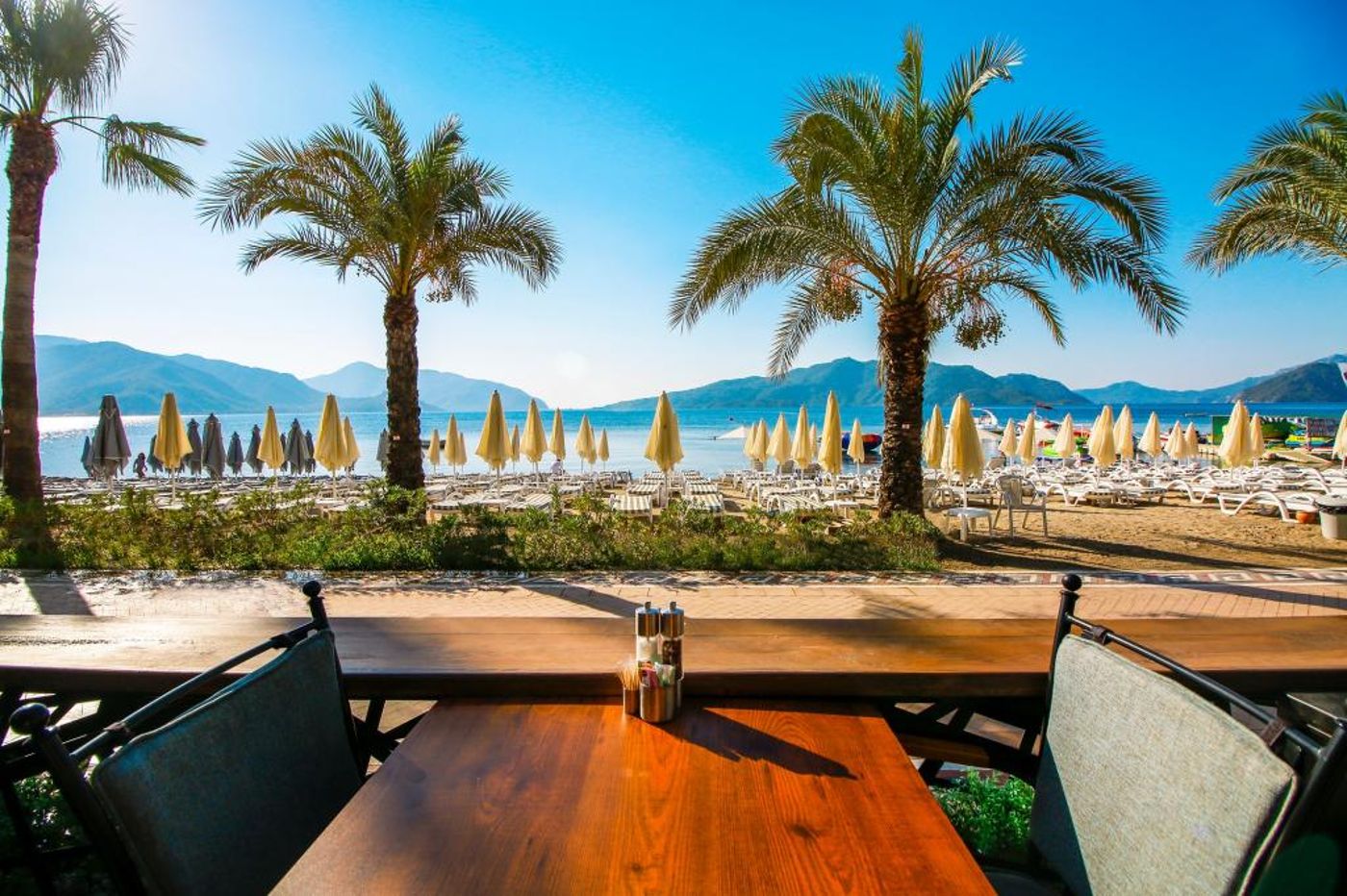 Aurasia Beach Hotel (ex Malibu Beach) 