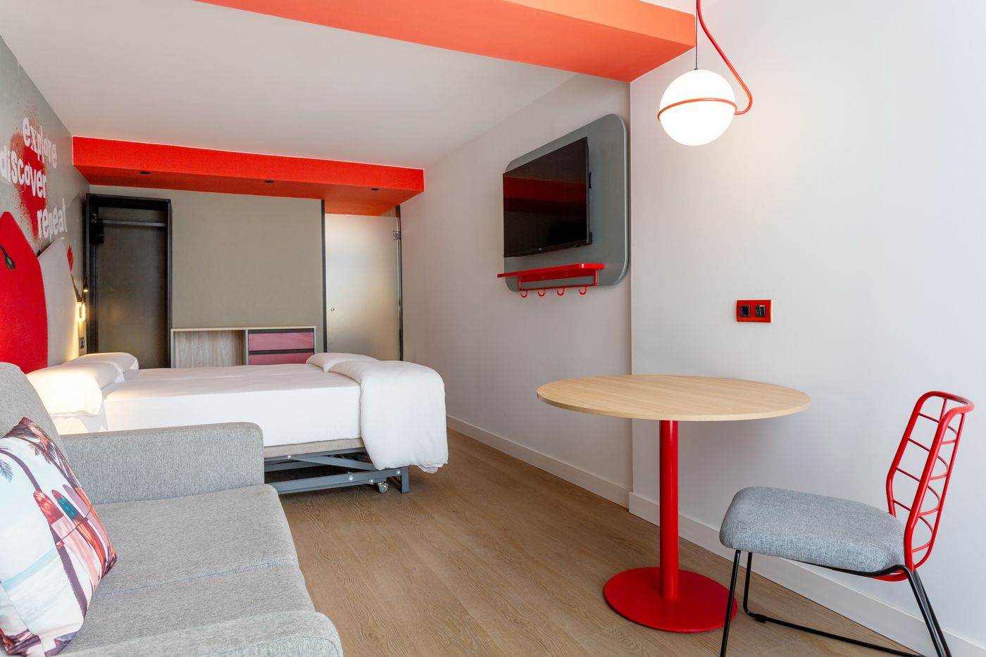 25.07.25 Sholeo Lodges Maspalomas