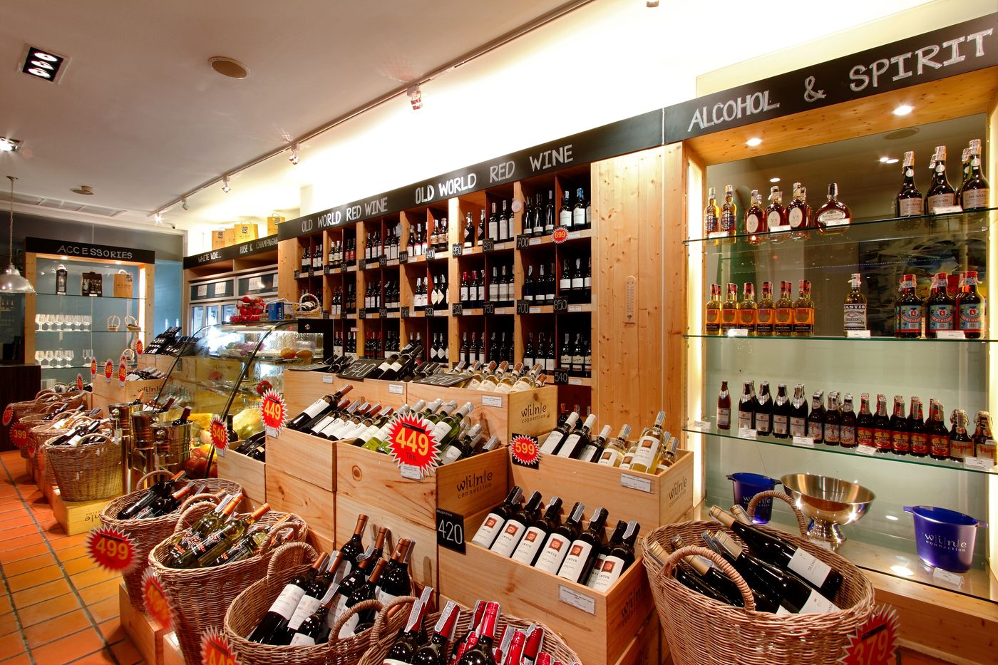 Bydlofts-Boutique-Hotel---Serviced-Apartments-Bar-35