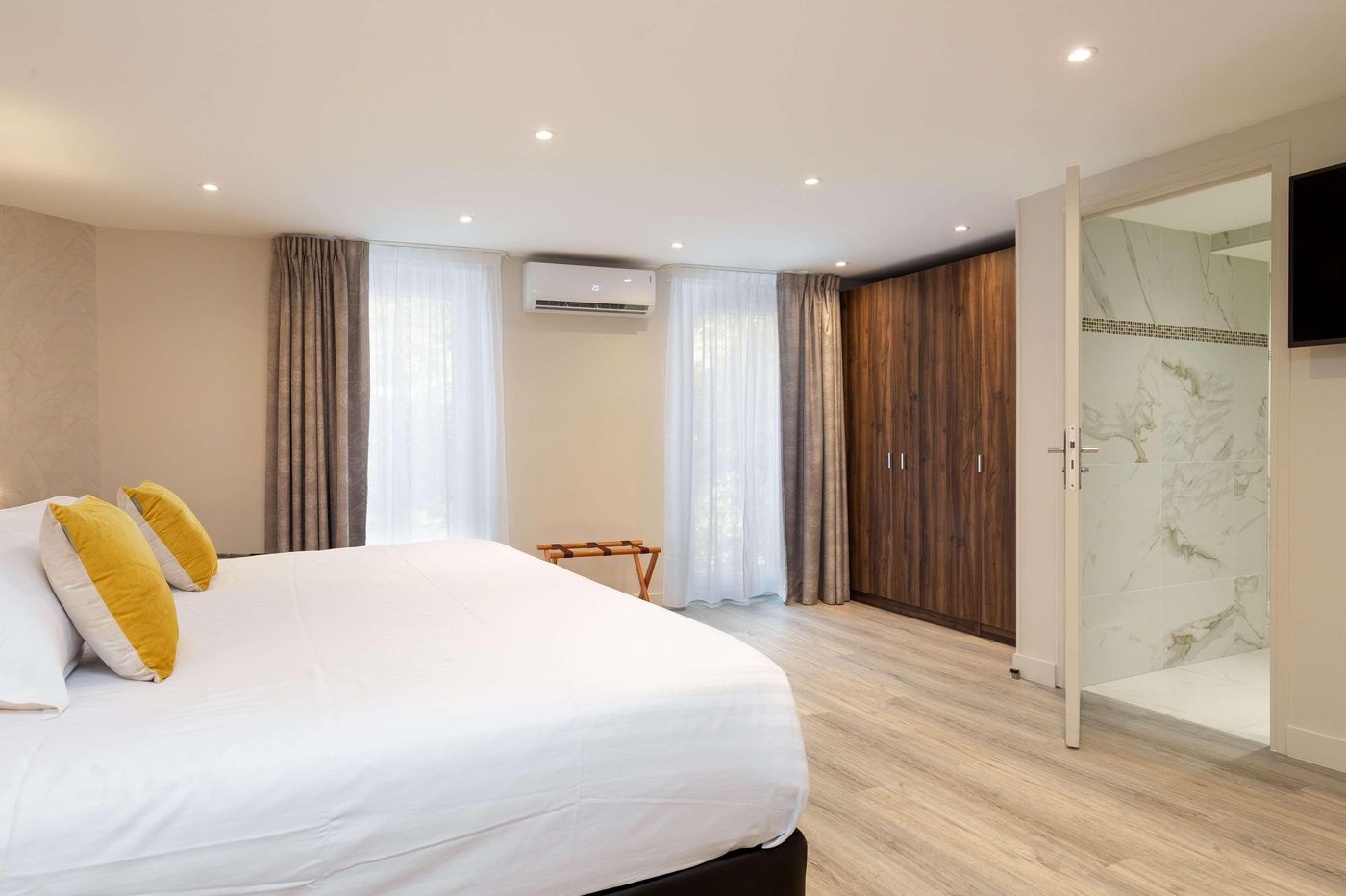 Best-Western-Plus-Hotel-Brice-Garden-Room-49