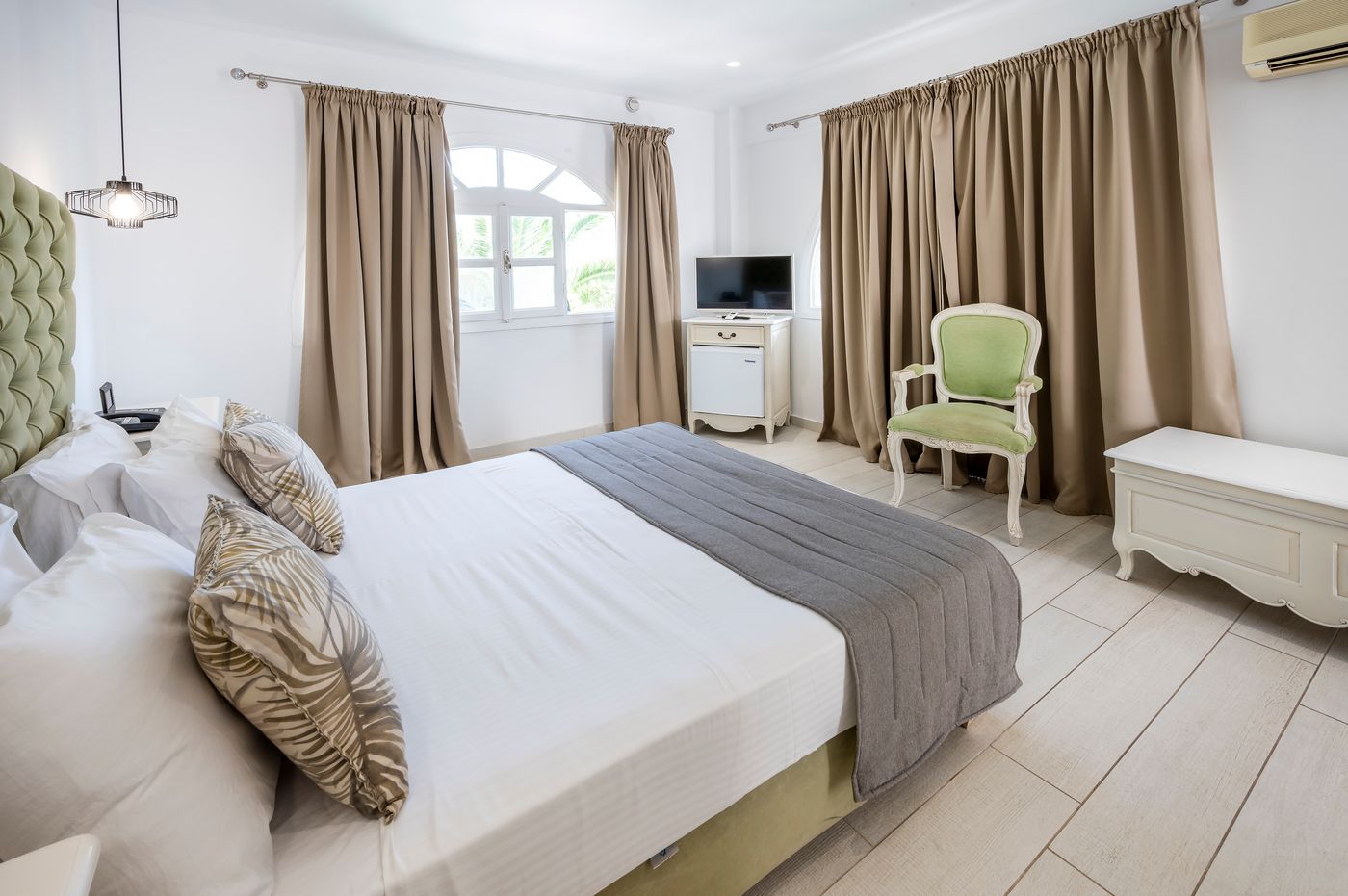 SMY-Mediterranean-White---Adults-Only-Room-32