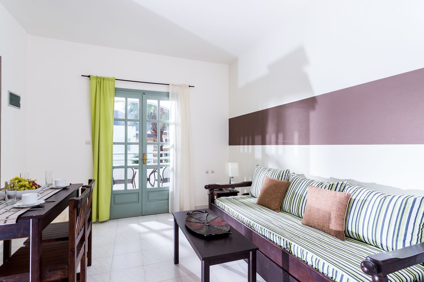 Angela Studios & Apartments