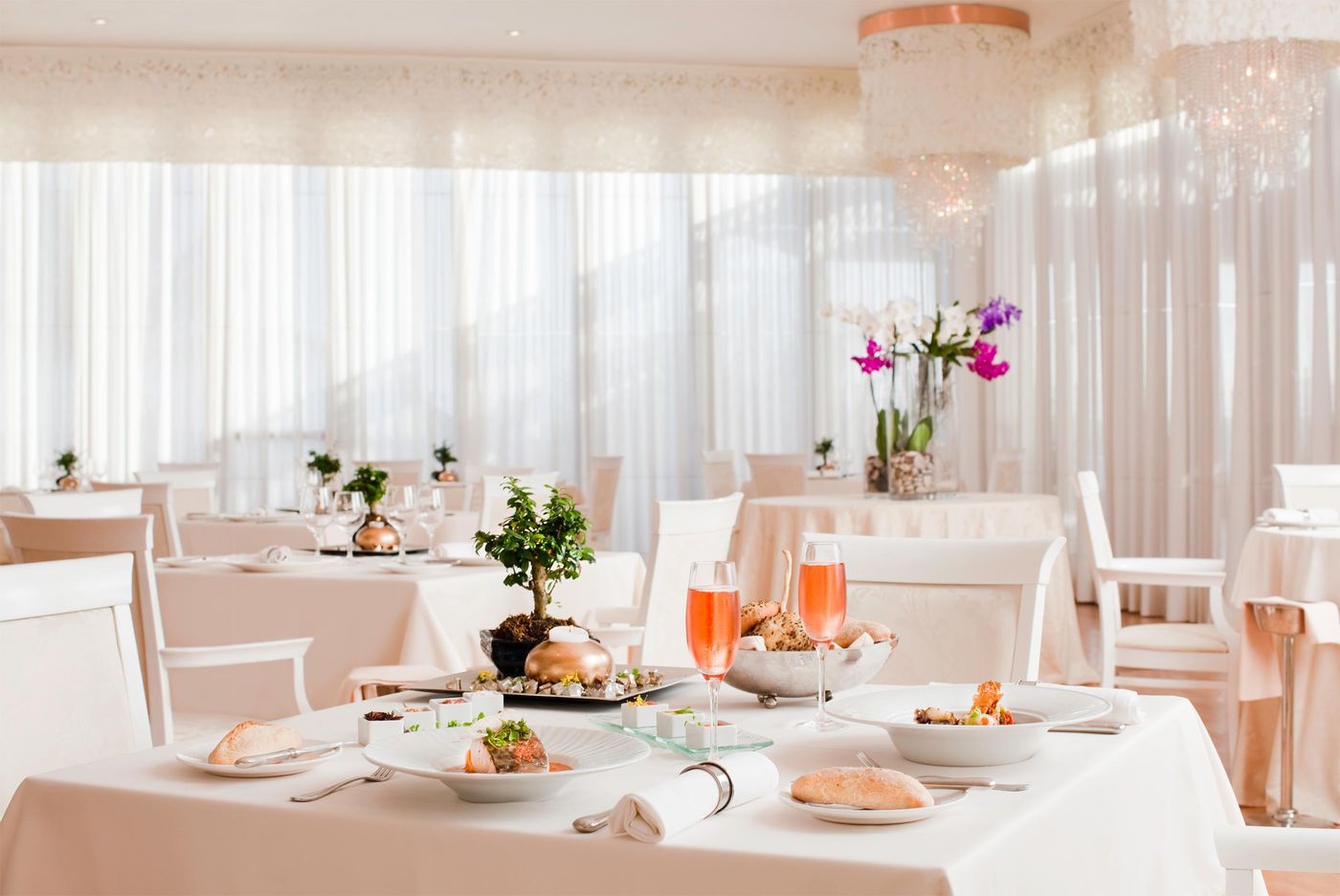 IBEROSTAR-Grand-Hotel-Salome-Restaurant-46