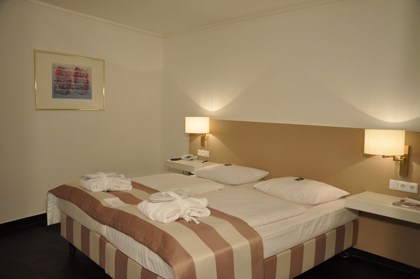 Relexa Waldhotel Schatten-Germany-STUTTGART-Room-6
