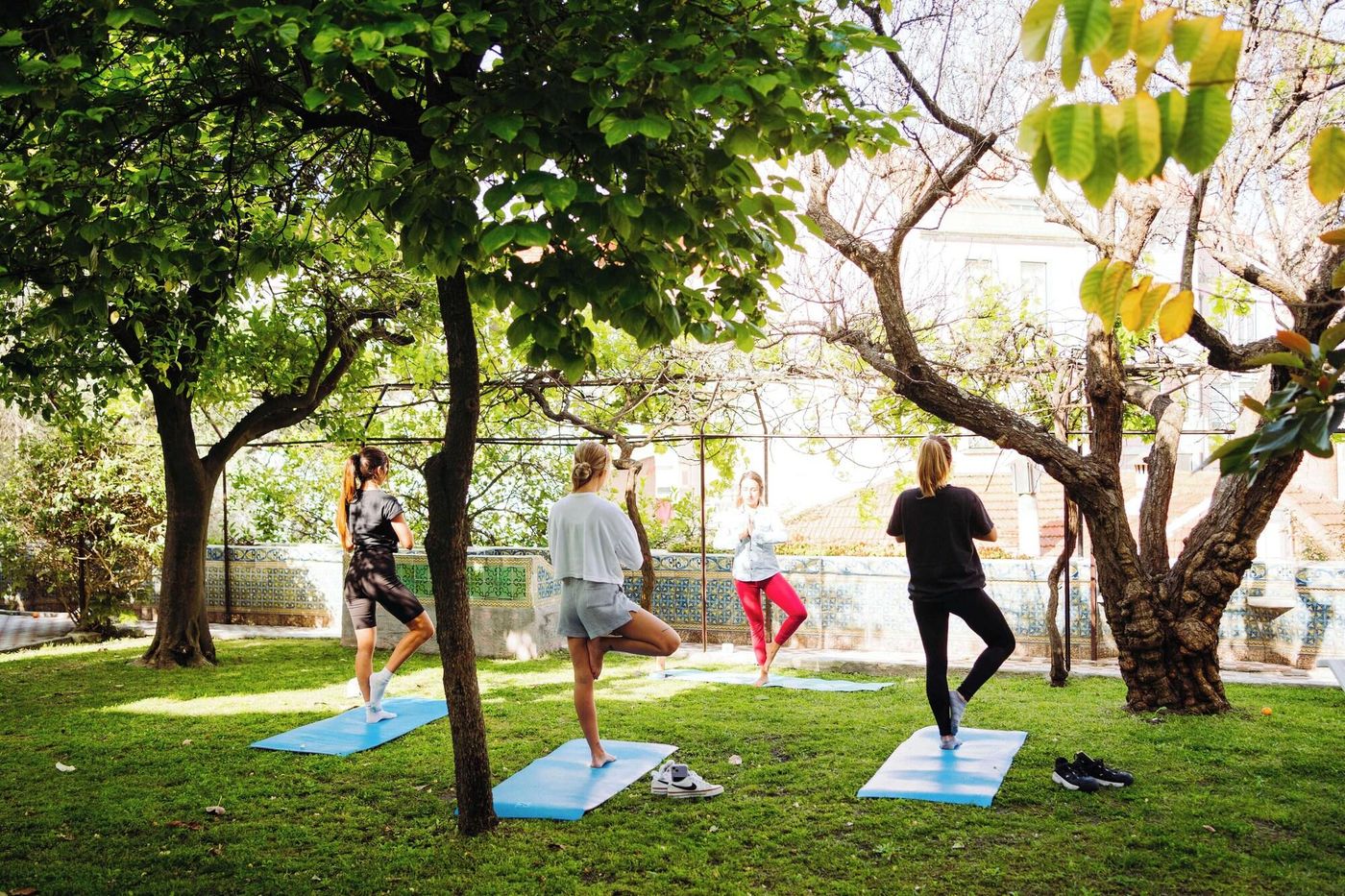 Sant-Jordi-Hostels-Lisbon-Sports-and-Entertainment-67