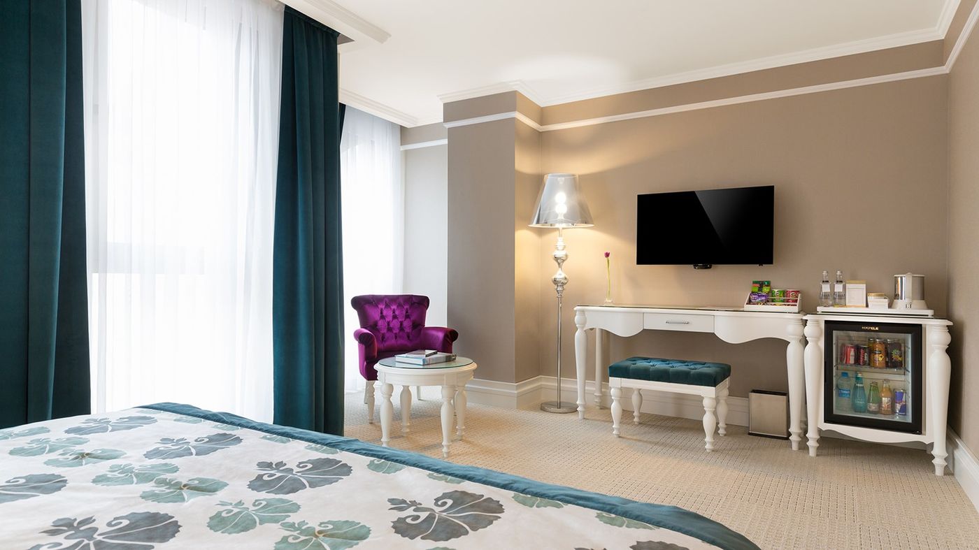 Metropolitan Hotels Taksim-Turkey-ISTANBUL-Room-7