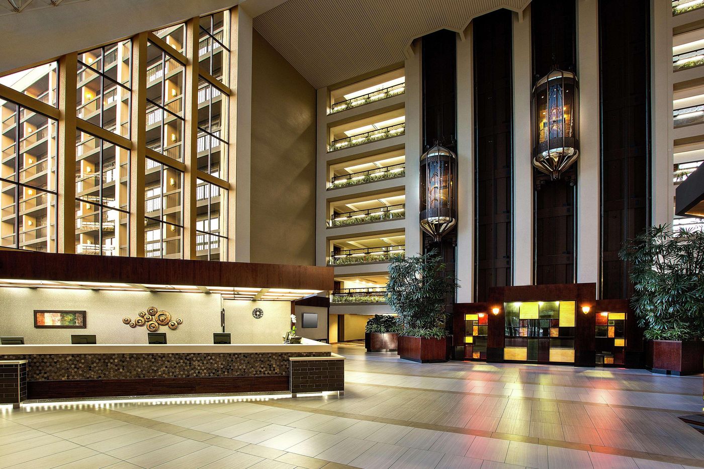Hilton Bellevue-United States-BELLEVUE-Lobby-9