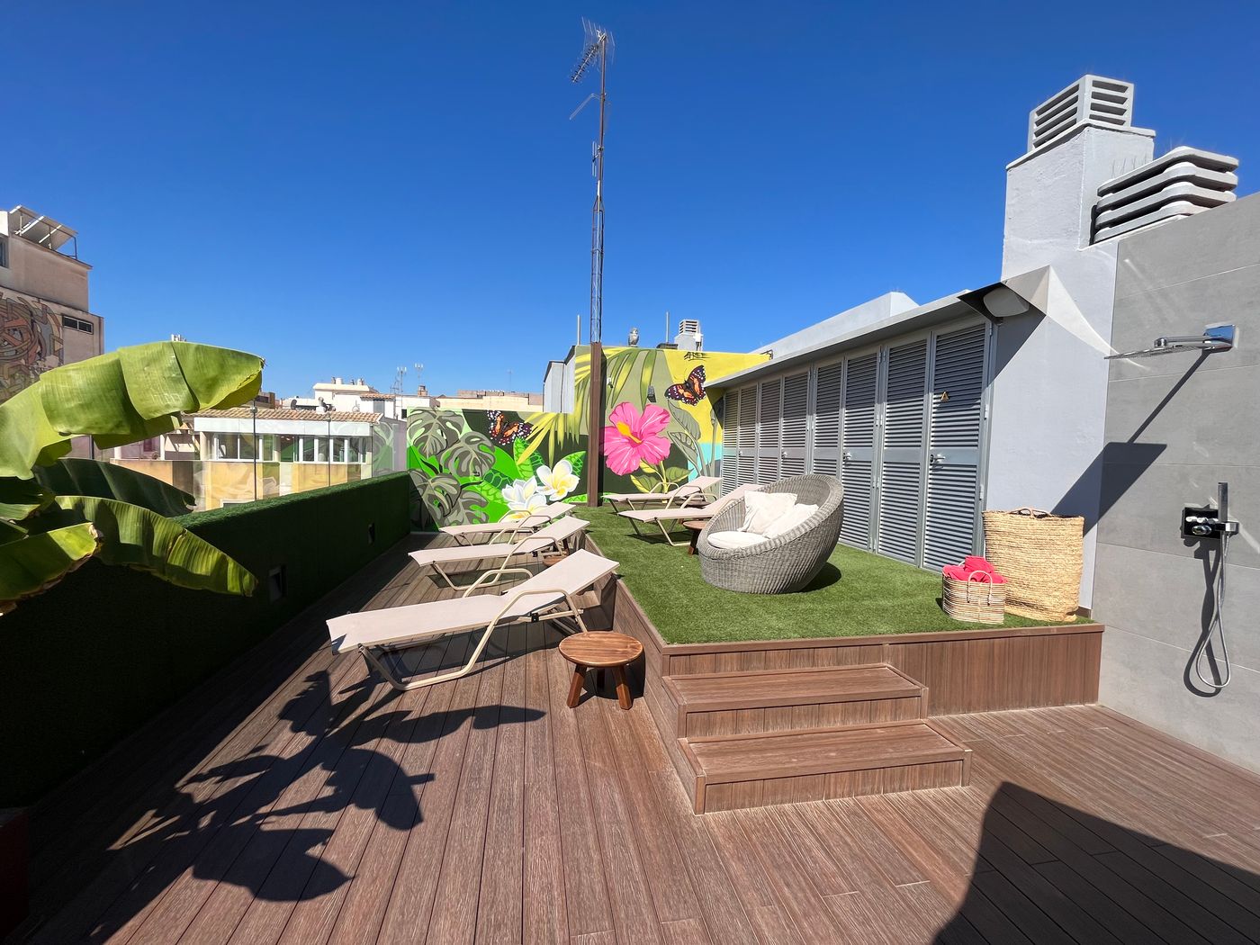 Hotel-Mariposa-Terrace-2