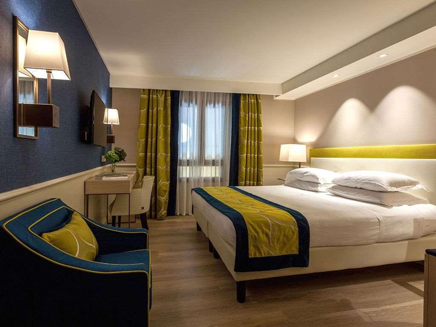 Best-Western-Hotel-Canon-d-Oro-Room-32