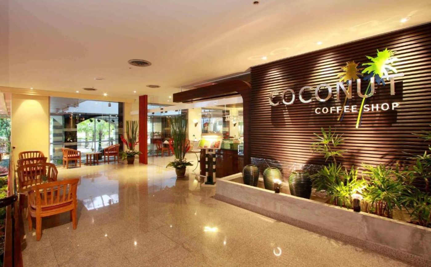 Royal-Paradise-Restaurant-63