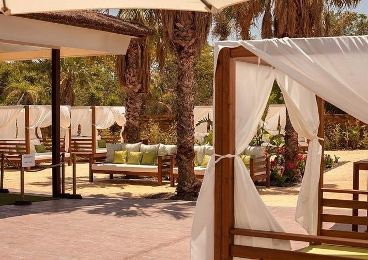 Magic Natura Animal Waterpark and Polynesian Lodge Resort