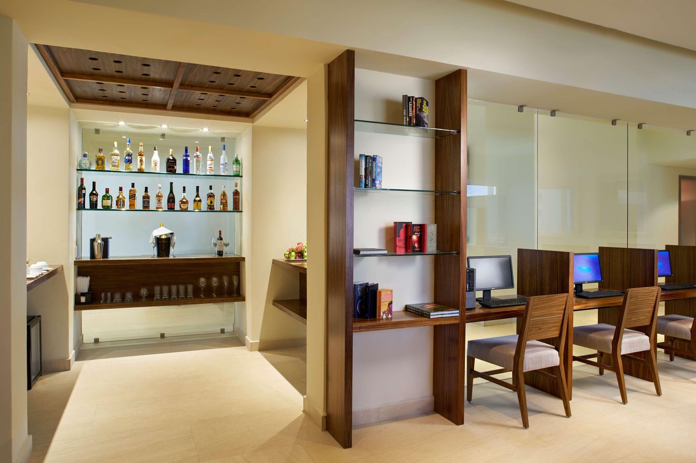 Occidental-Tucancun-Bar-43