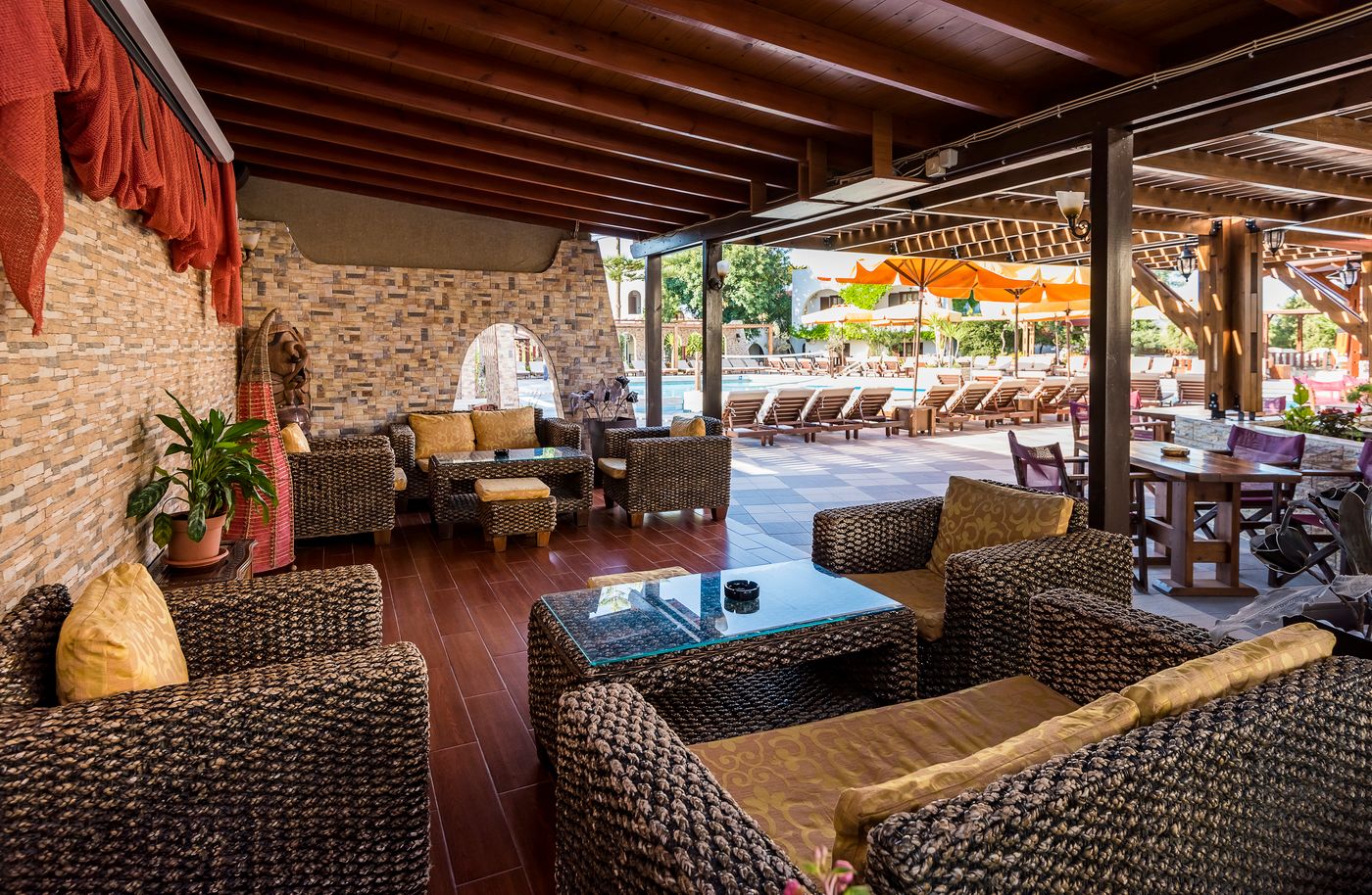 Gaia-Garden-Terrace-26