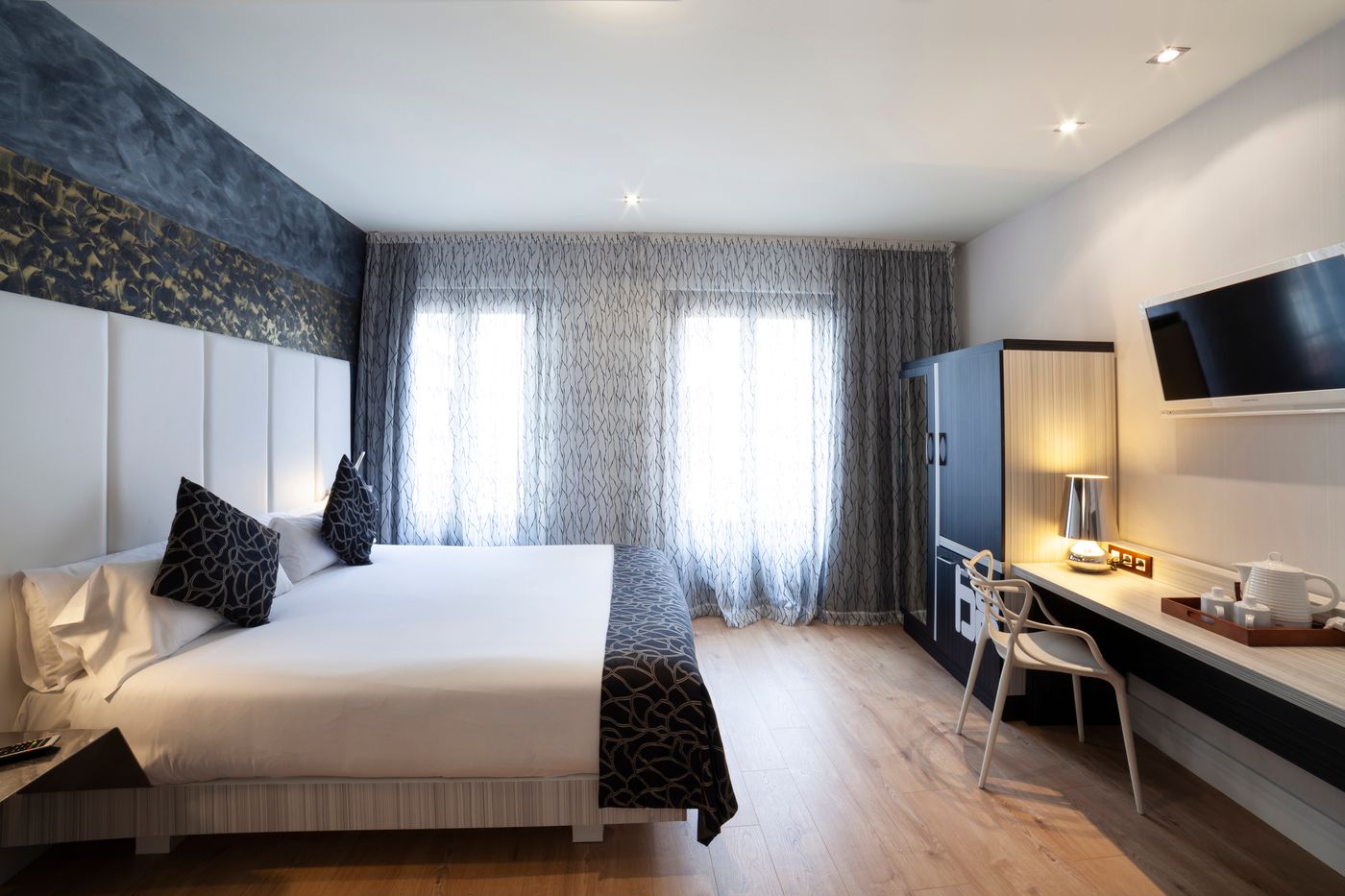 Petit-Palace-Savoy-Alfonso-XII-Room-28