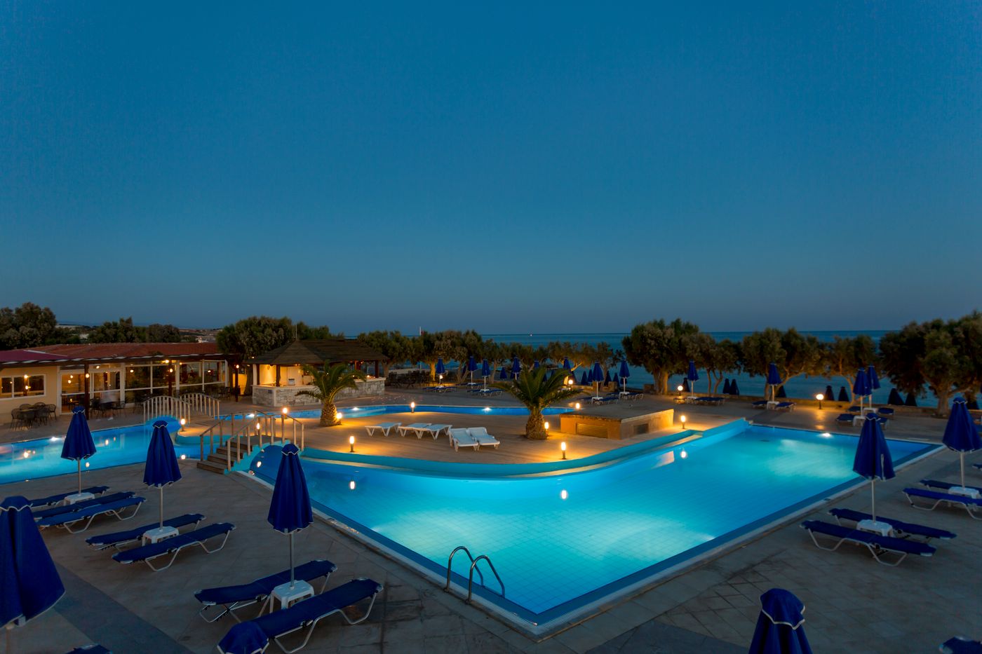 Dessole Blue Star Resort