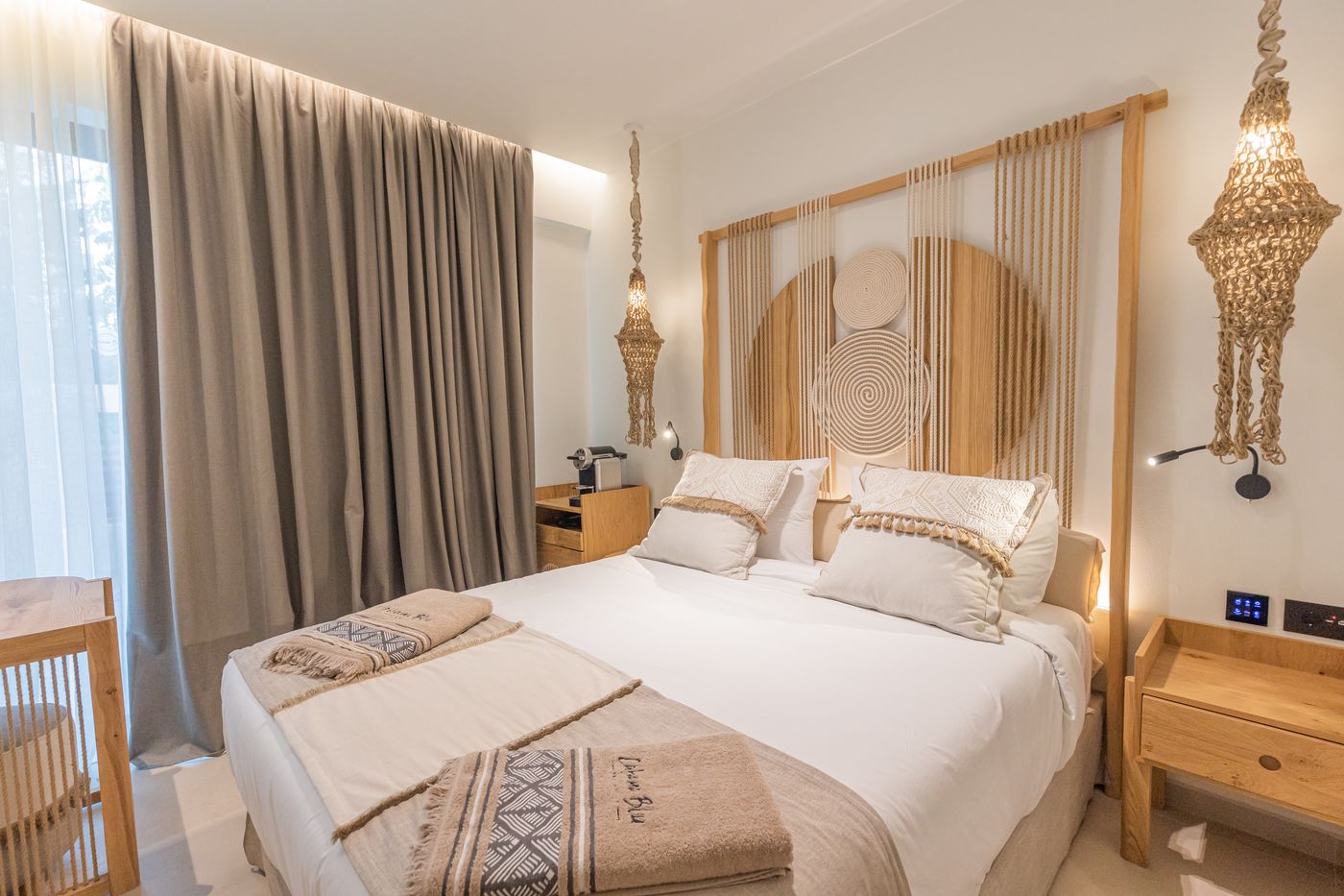 Cabana Blu Hotel & Suites 