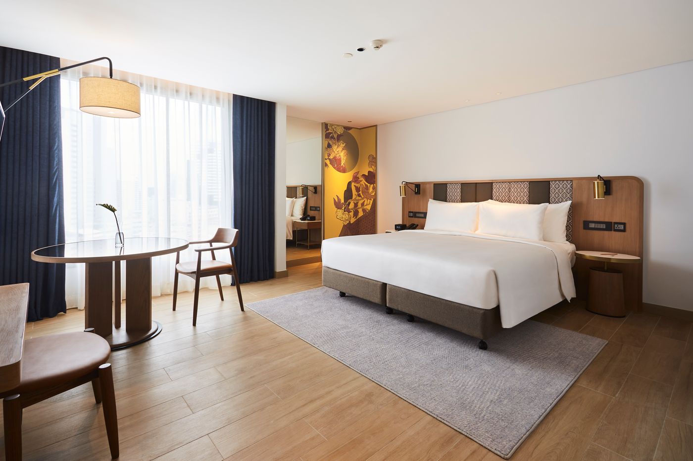 Montien-Hotel-Surawong-Room-27
