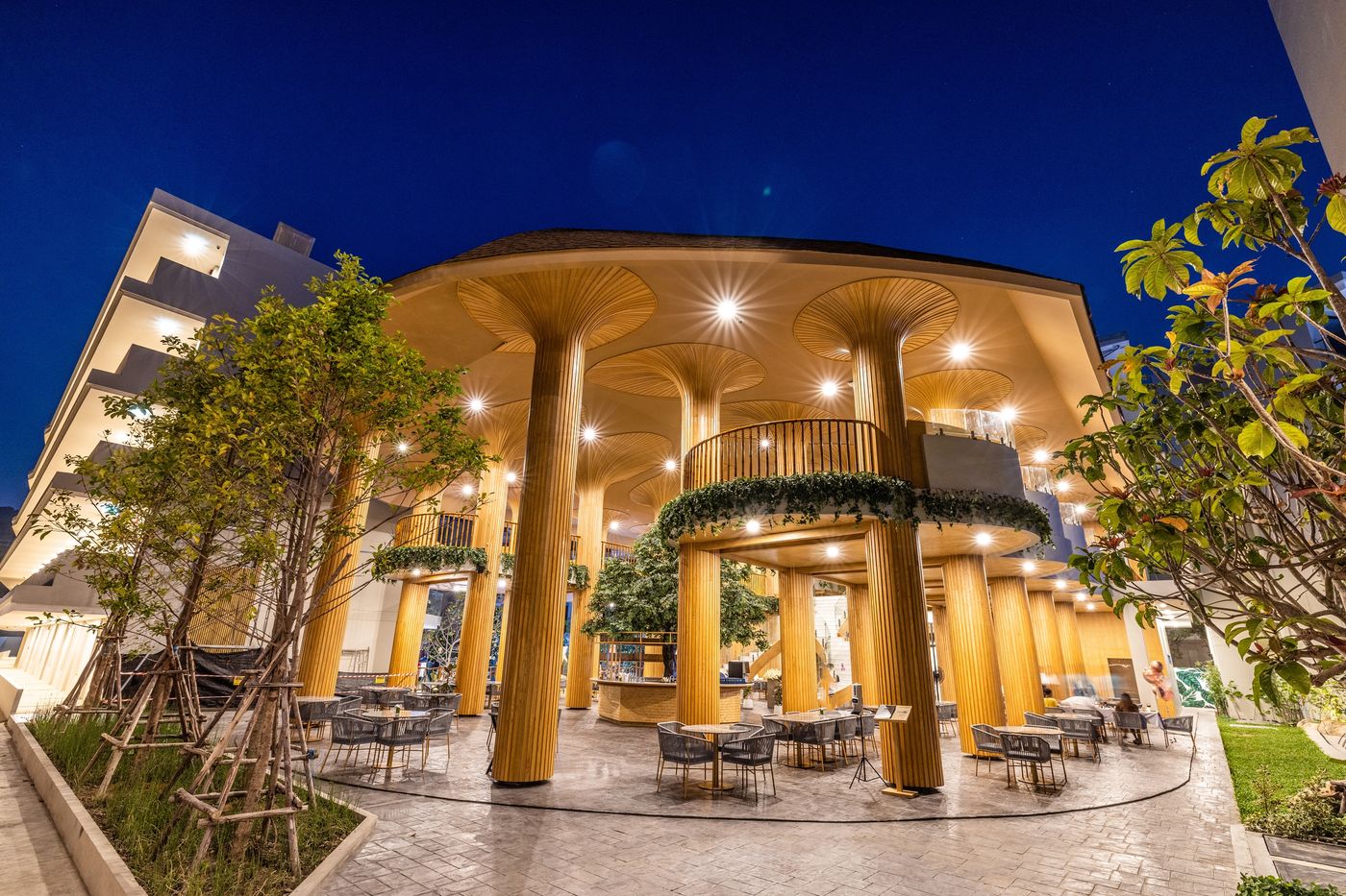 Phuket-Emerald-Beach-Resort-Restaurant-25