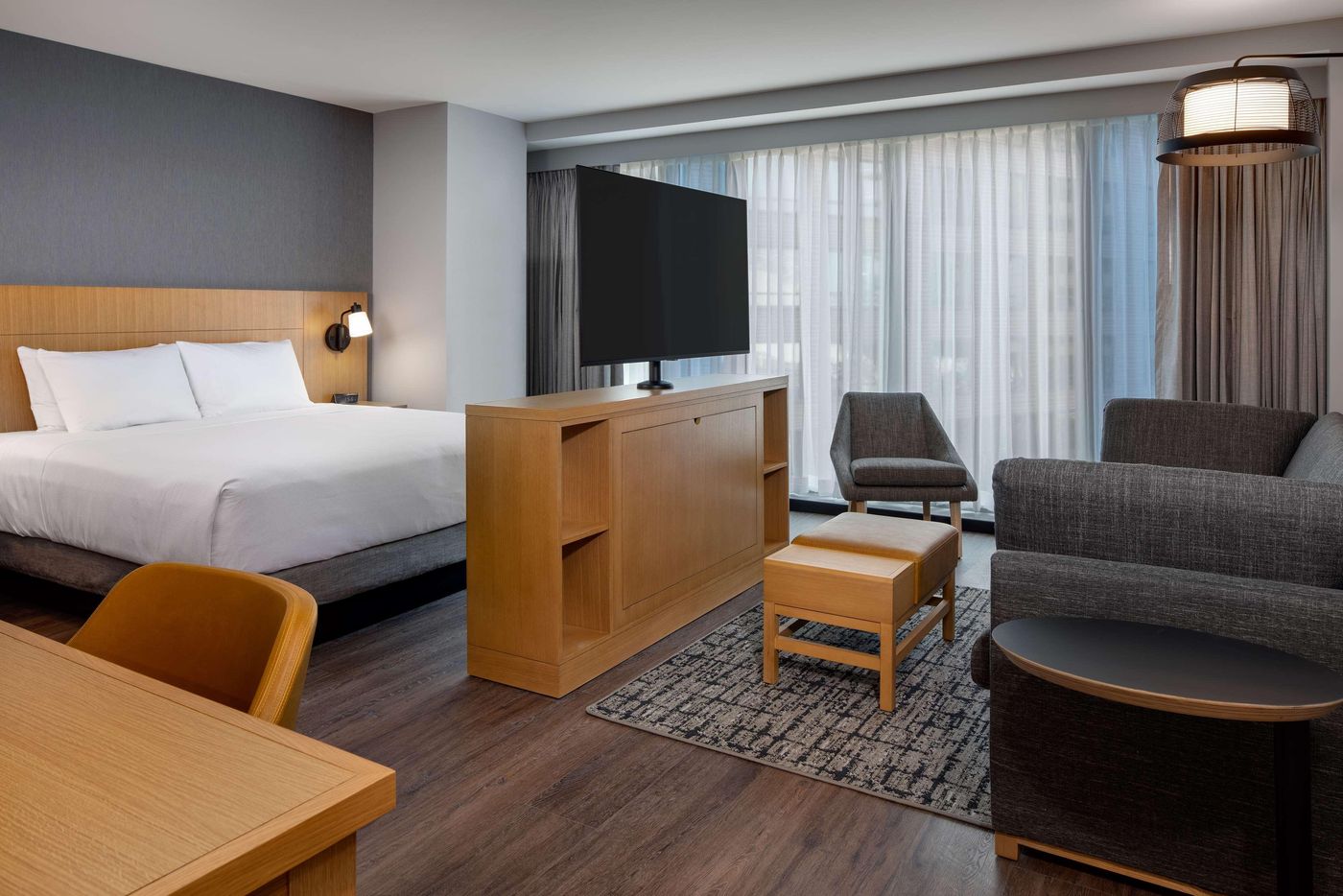 Hyatt-Place-Boston-seaport-district-Room-28