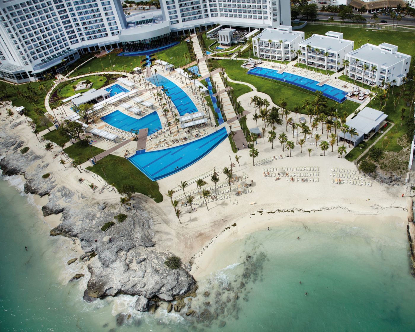 Riu-Palace-Pen----nsula-Beach-10