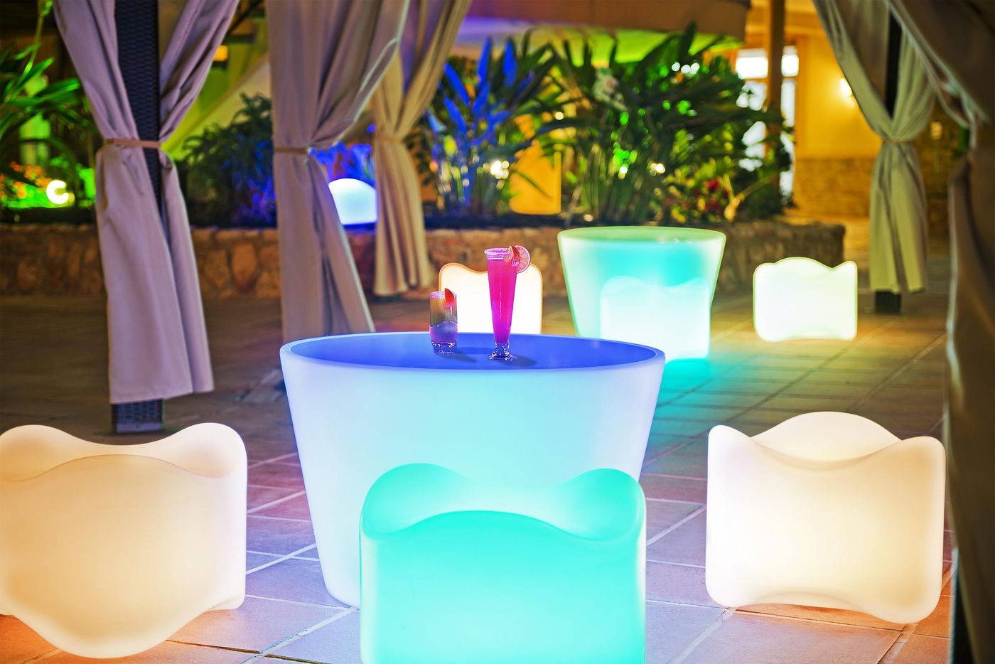 Elba-Castillo-San-Jorge-Bar-42