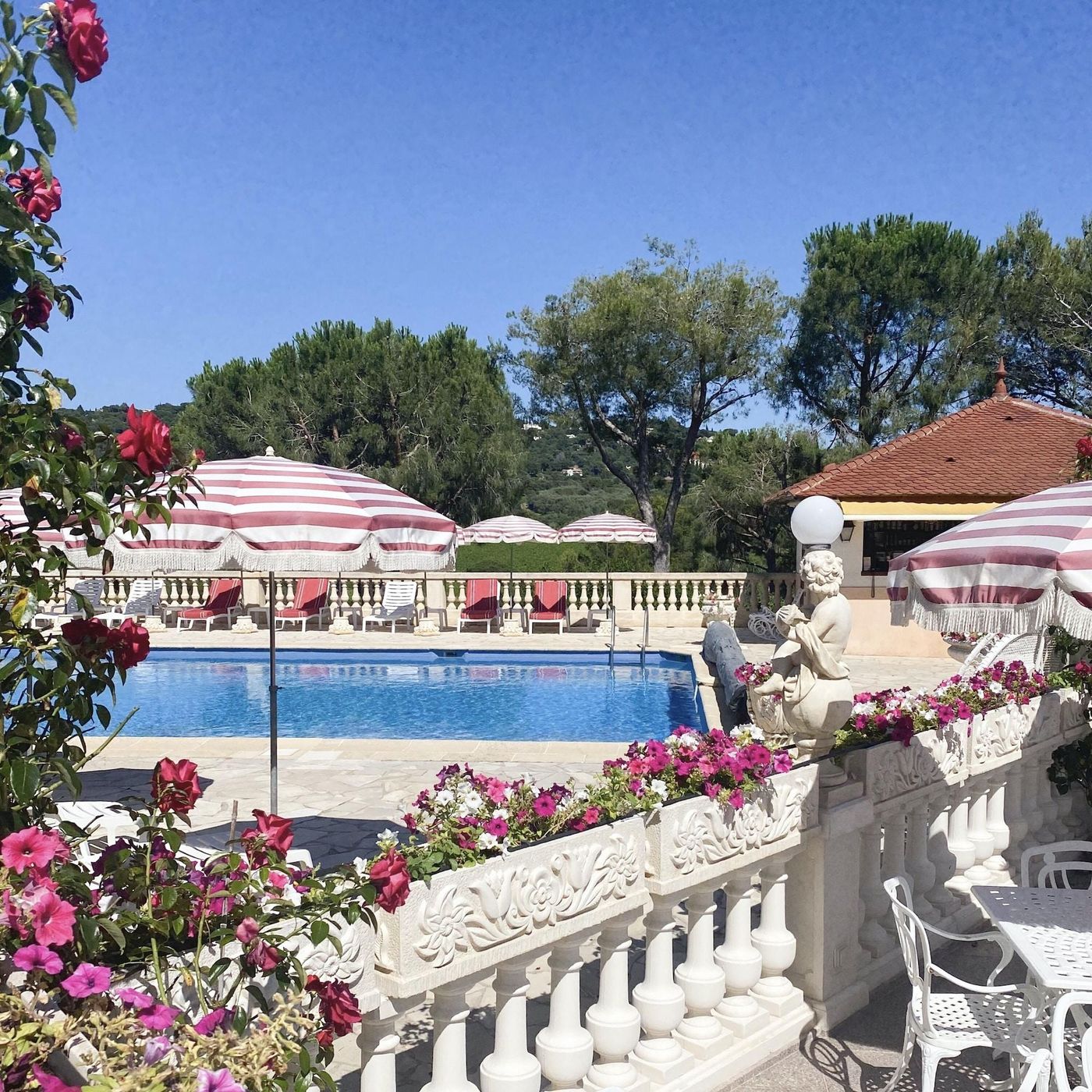 Chateau-de-Mei-Lese-Sports-and-Entertainment-7