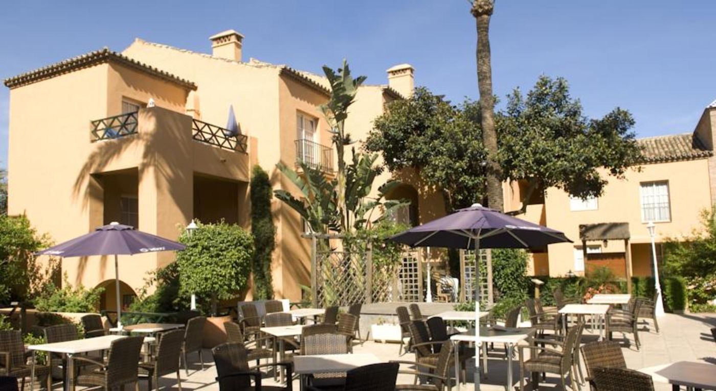 Muthu-Grangefield-Oasis-Bar-9