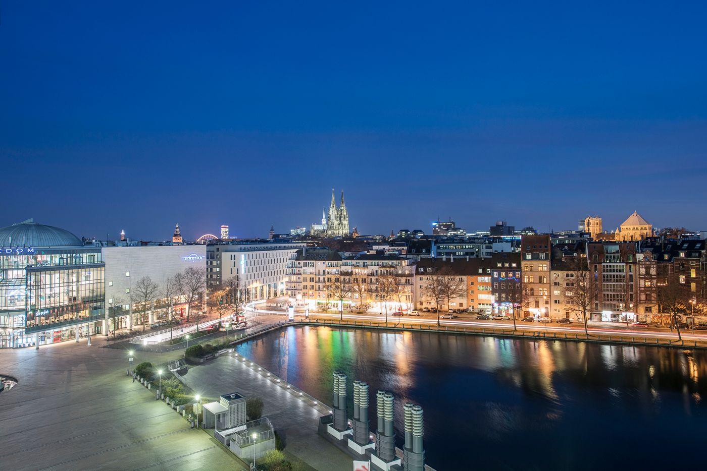 NH-Collection-Koln-Mediapark-Room-4