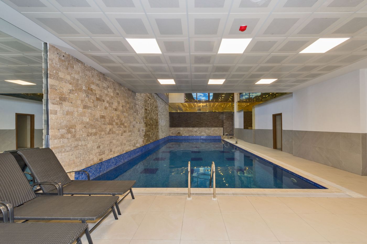 Harmony-Hotel-Pool-56