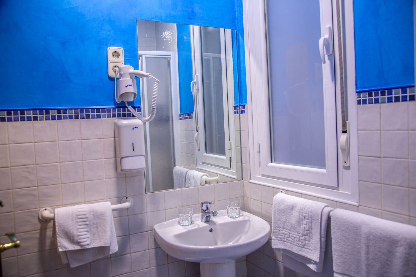 Hostal Montaloya - Spain - MADRID - Room - 4