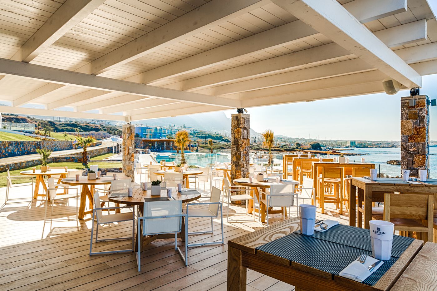 Abaton-Island-Resort-and-Spa-Bar-37