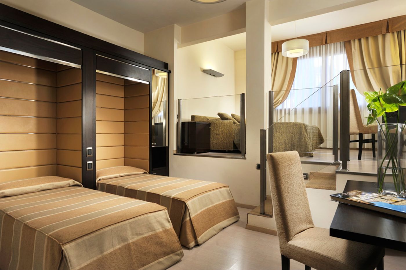 Grand-hotel-Mediterraneo-Room-31