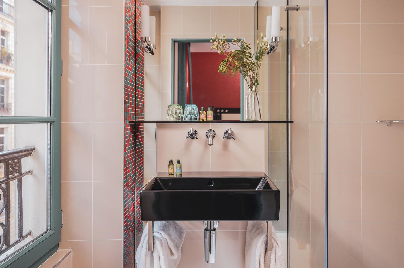 Le-Petit-Paris-Room-45