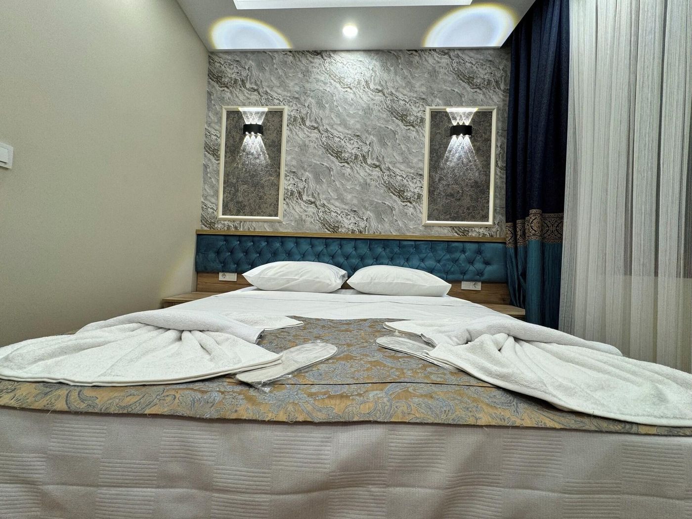 Riverside-Hotel-Room-20