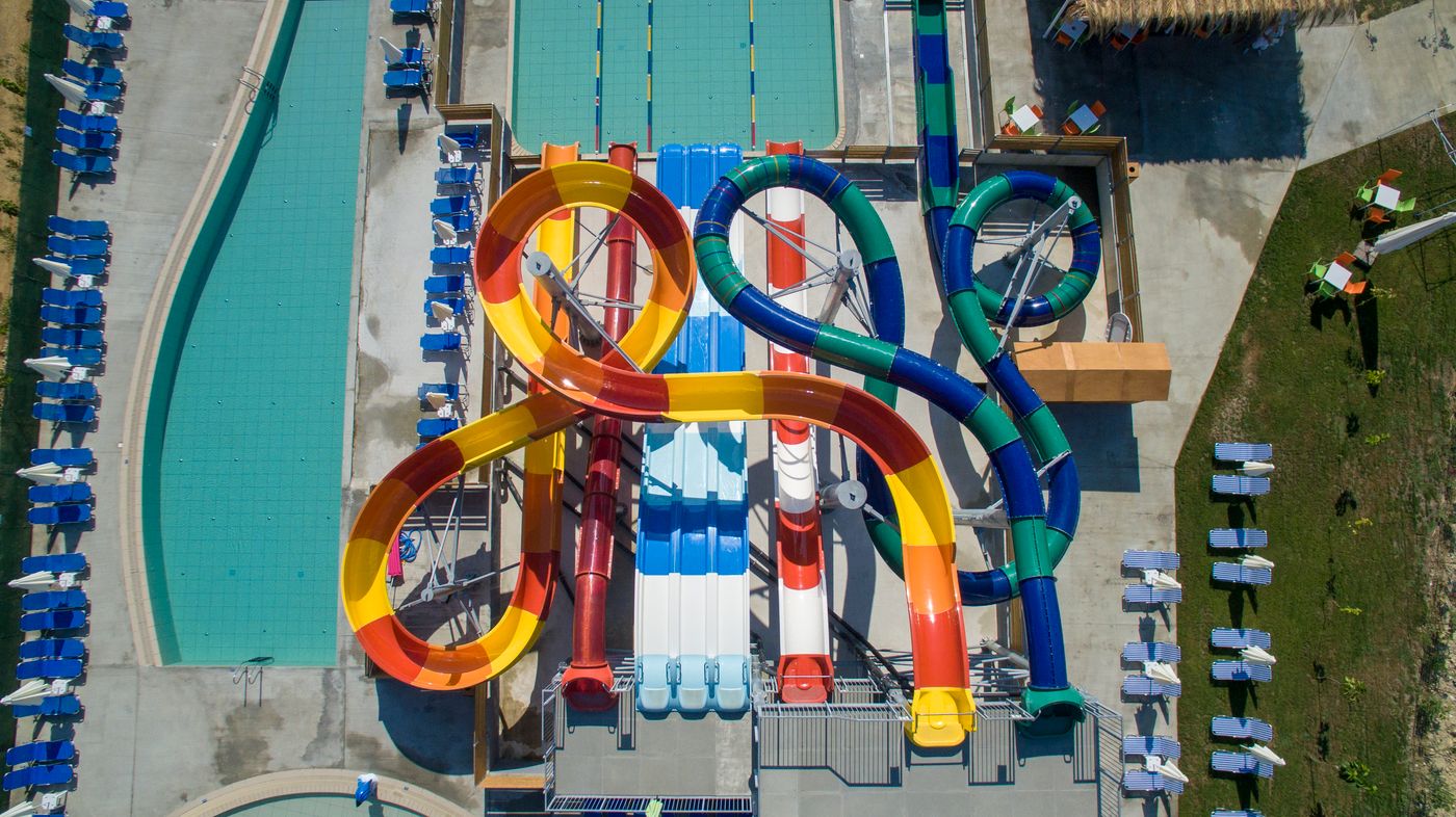 Selini-Suites-Sports-and-Entertainment-21