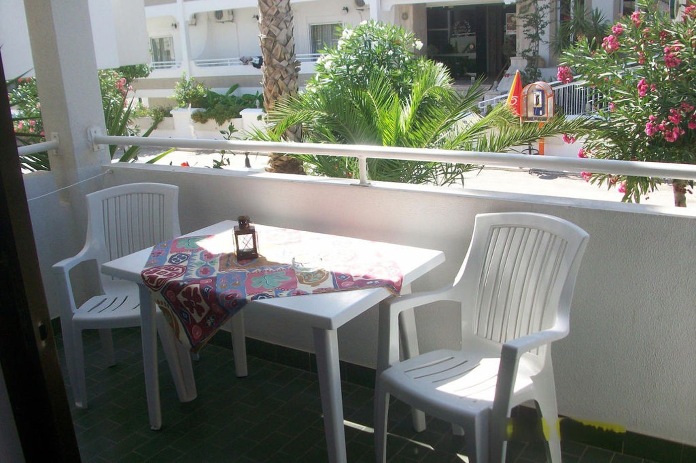 Mamouzelos Apartments