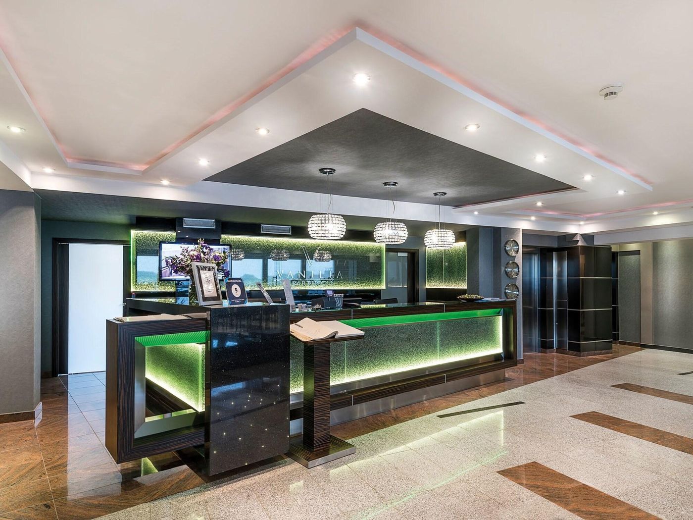 Vanilla-Aparthotel-Lobby-16