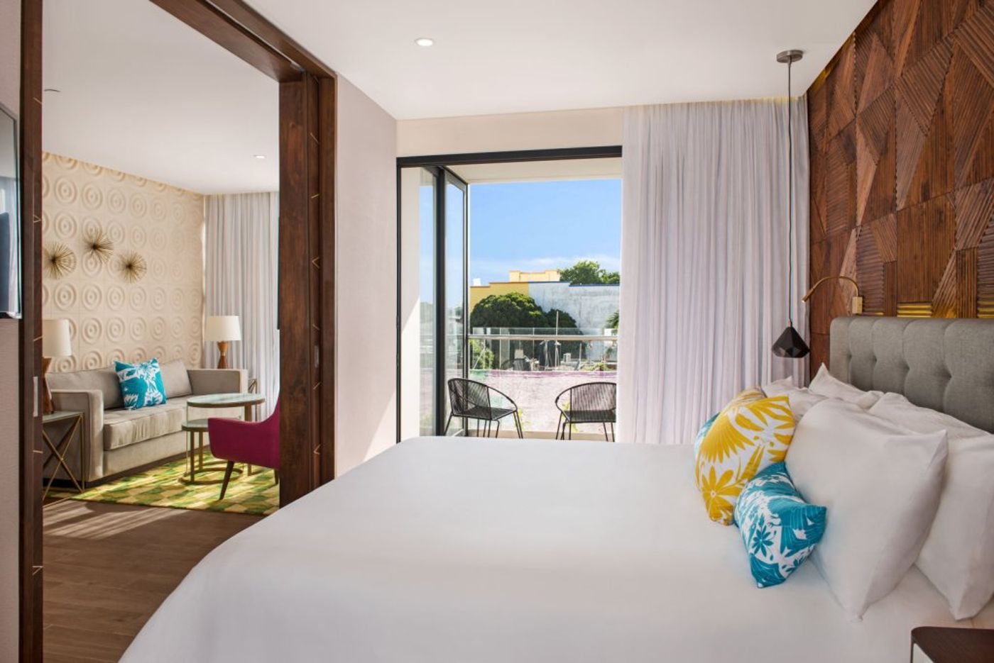 The Fives Downtown Hotel & Residences