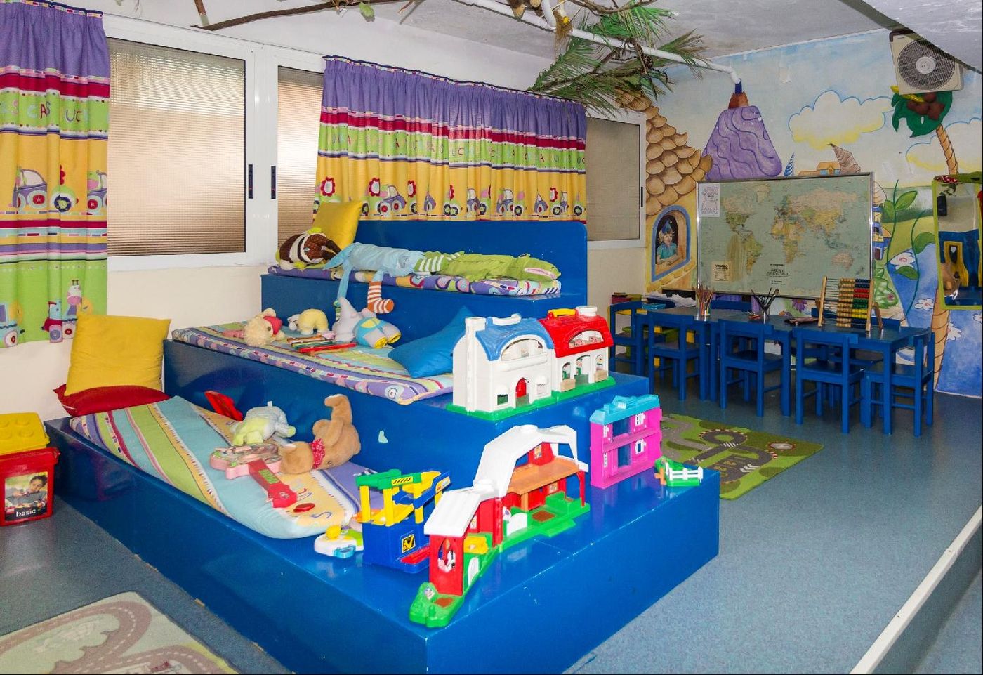 Regency-Torviscas-Apartments-Suites-Sports-and-Entertainment-34