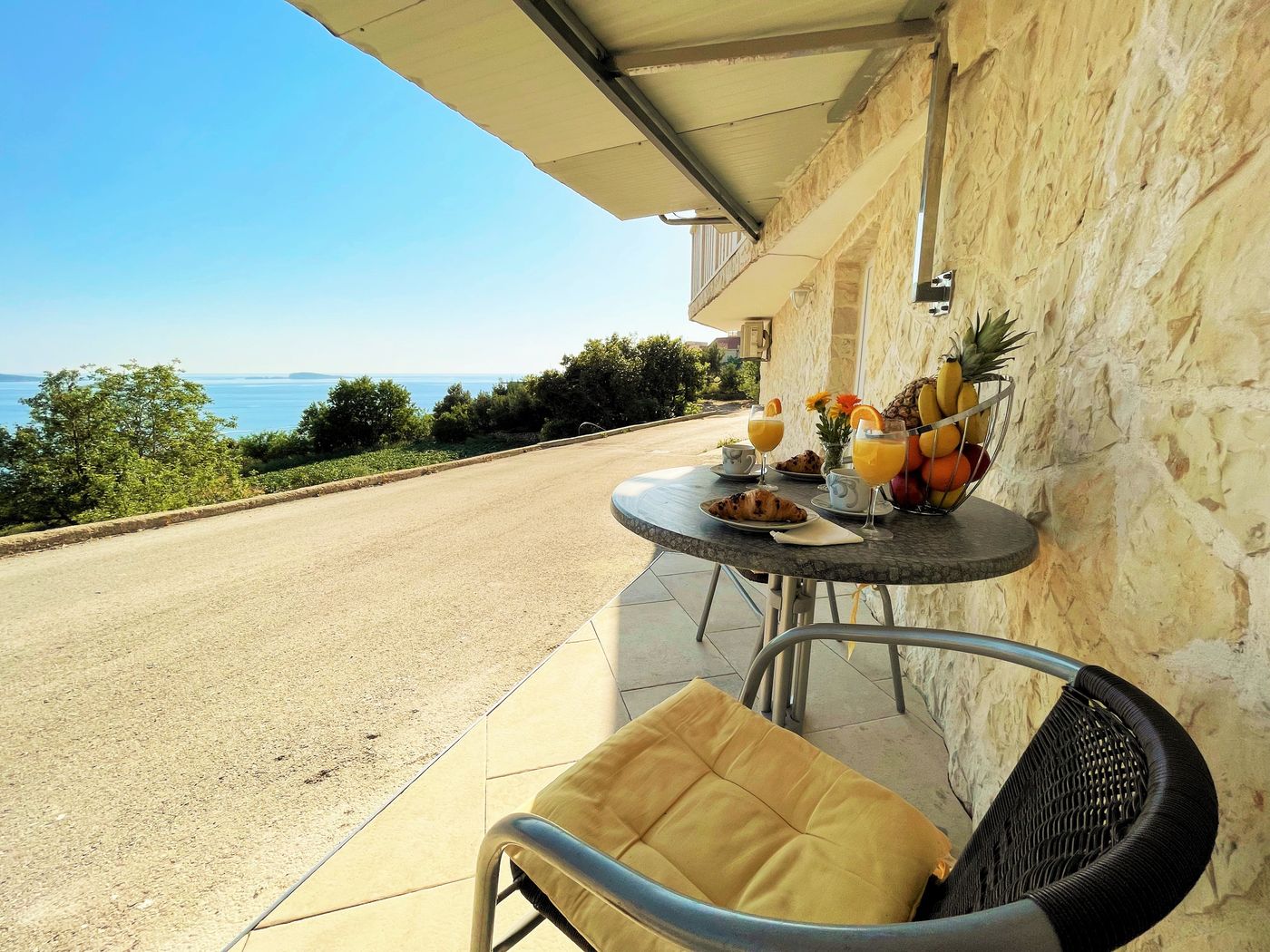 Villa-Sunset-Room-103