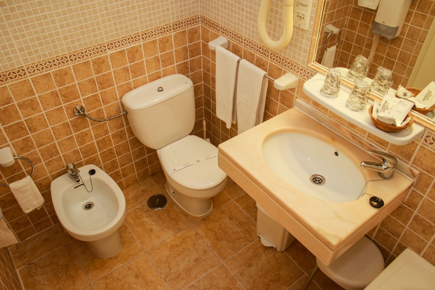 Baia-de-Monte-Gordo-Room-17