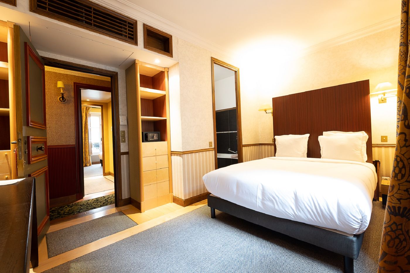 Le-Relais-Monceau-Room-5