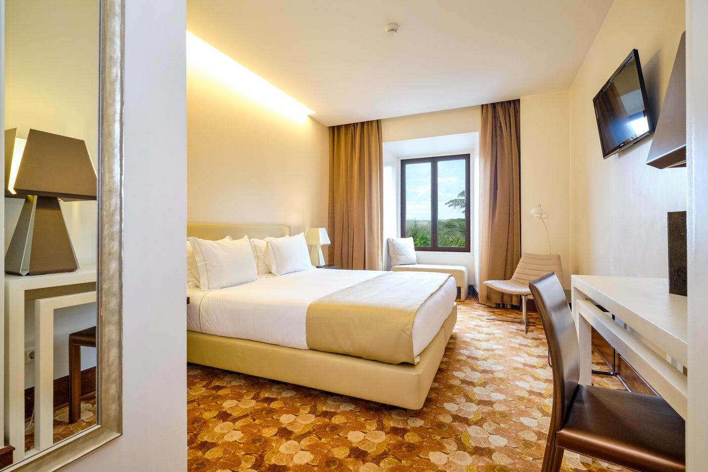 Sintra-Boutique-Hotel-Room-11