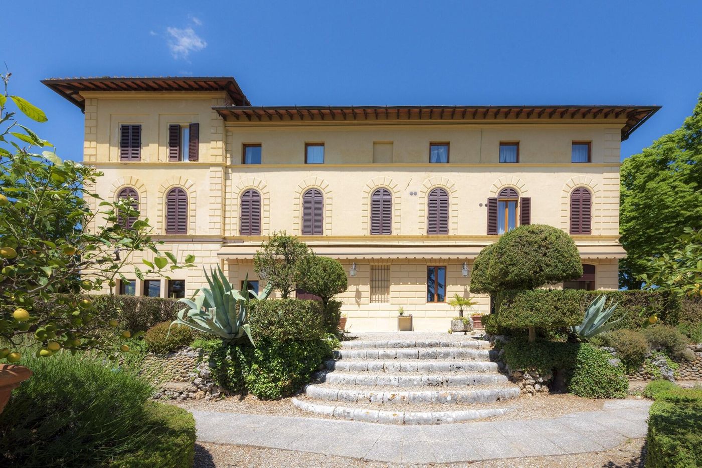 Villa-Scacciapensieri-General-view-78