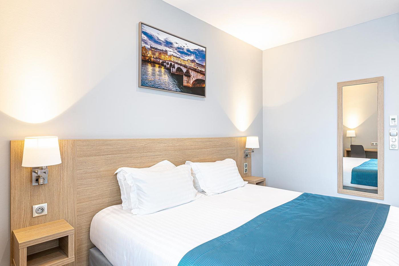 Hotel-Paris-D-Issy-Porte-De-Versailles-Room-23