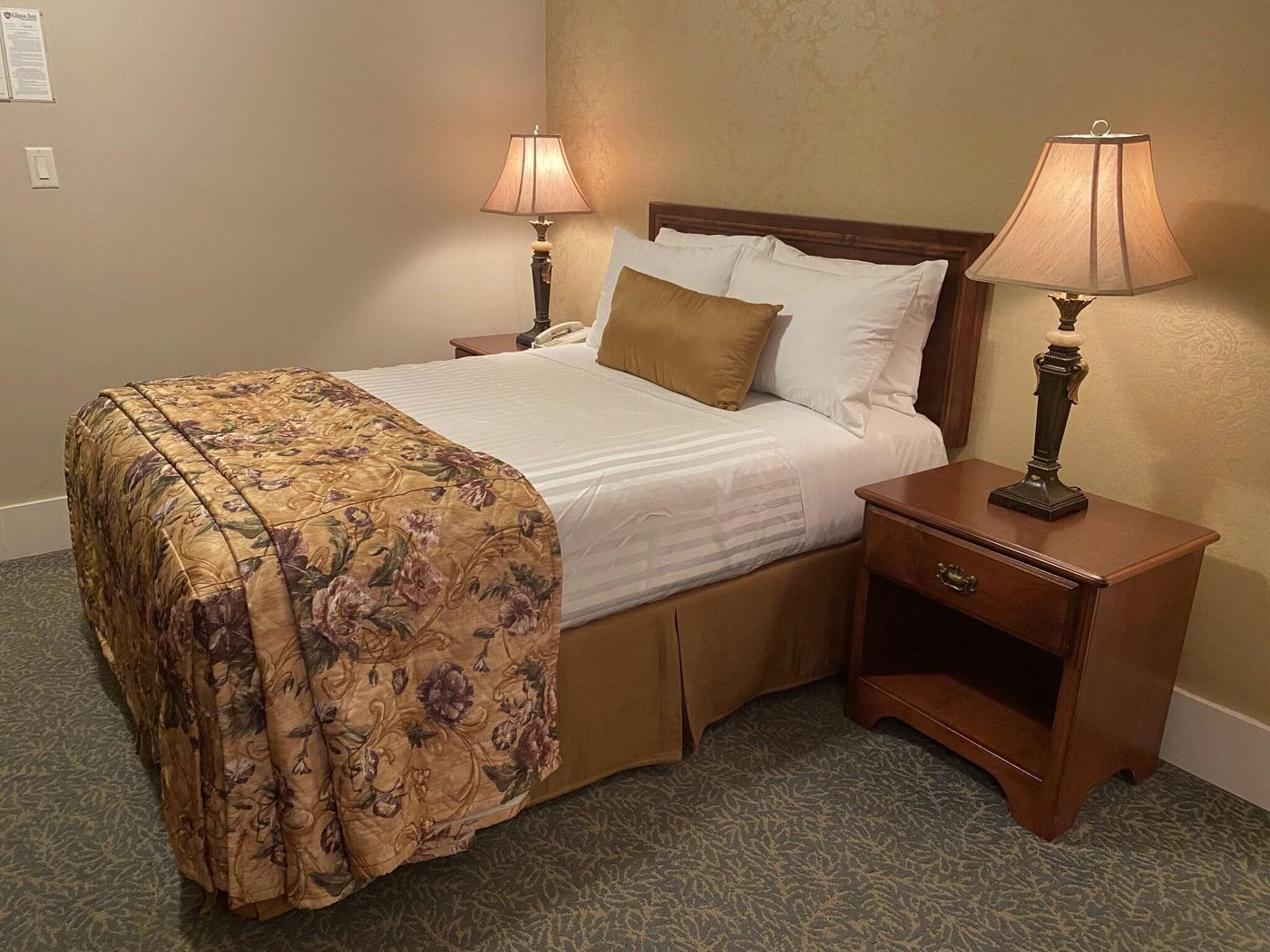 Kingston-Hotel-Room-2