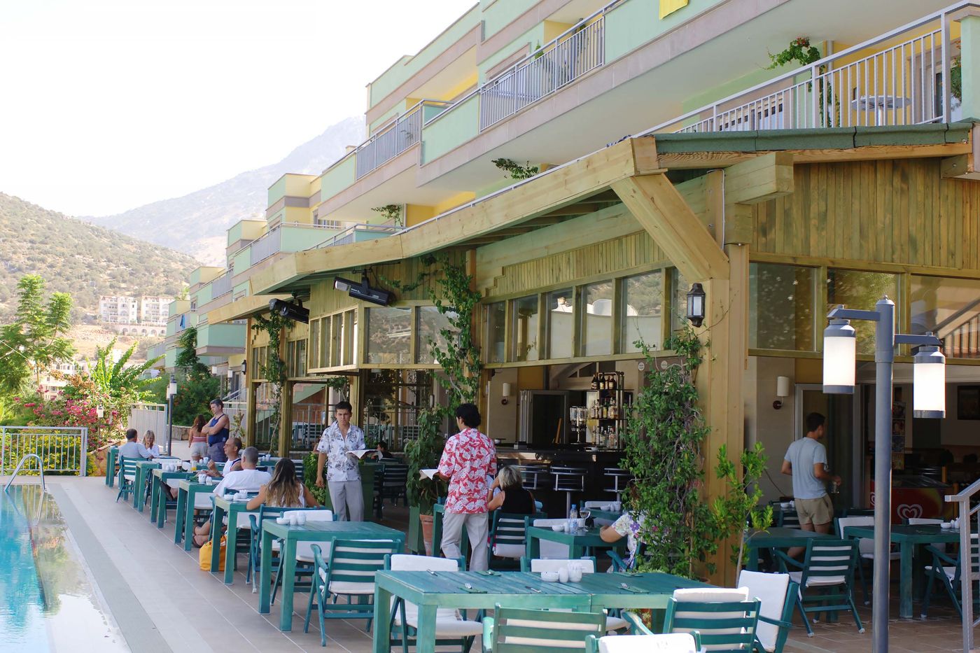 Happy-Kalkan-Bar-23