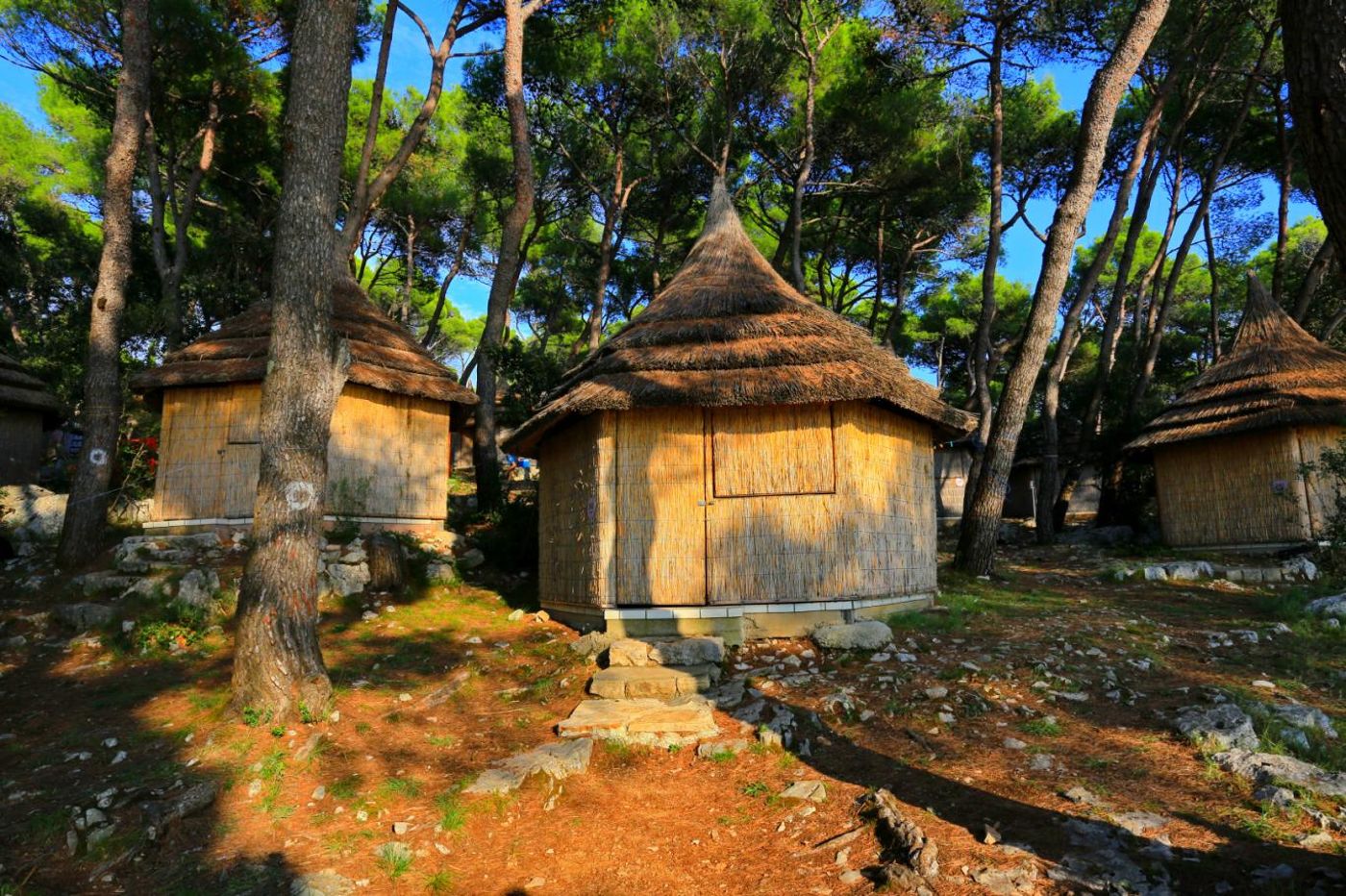 Pine Beach Pakostane